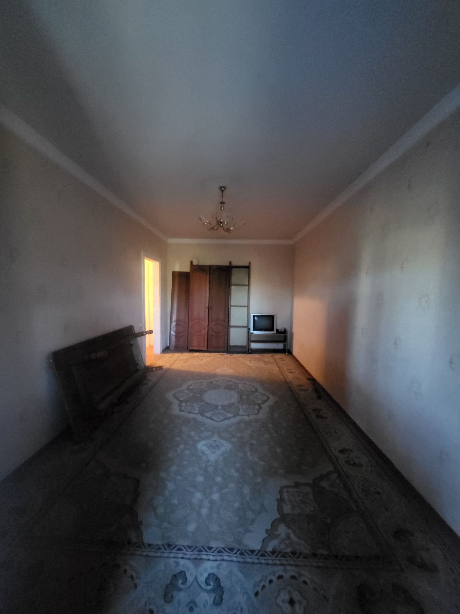 Kvartira 1xona 2xona qilingan