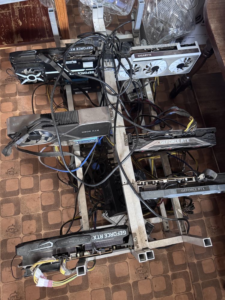 4 рига копачки видеокарти 3080, 3090, 3080ti