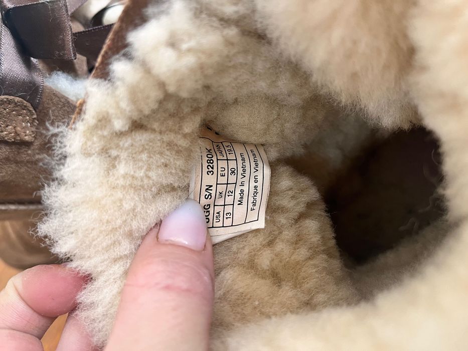 Ugg originale mărimea 30