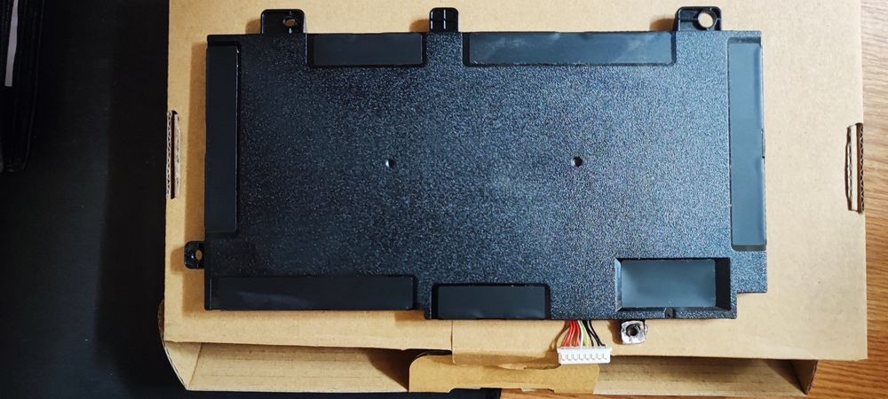 Vând baterie de laptop Asus