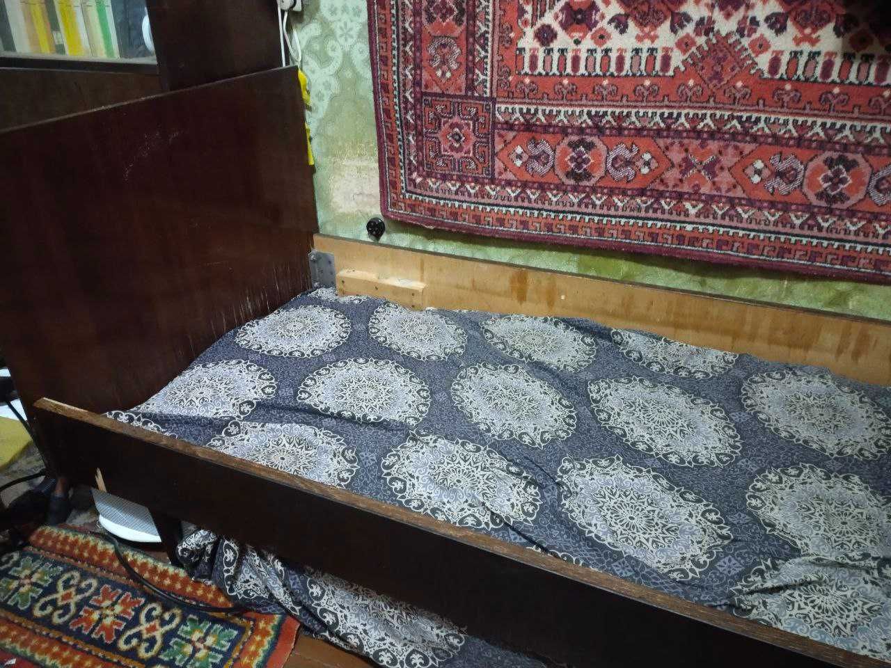 Кровать односпальняя
