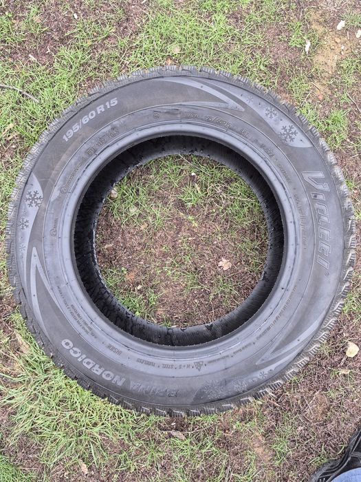 Продам автошины с шипами