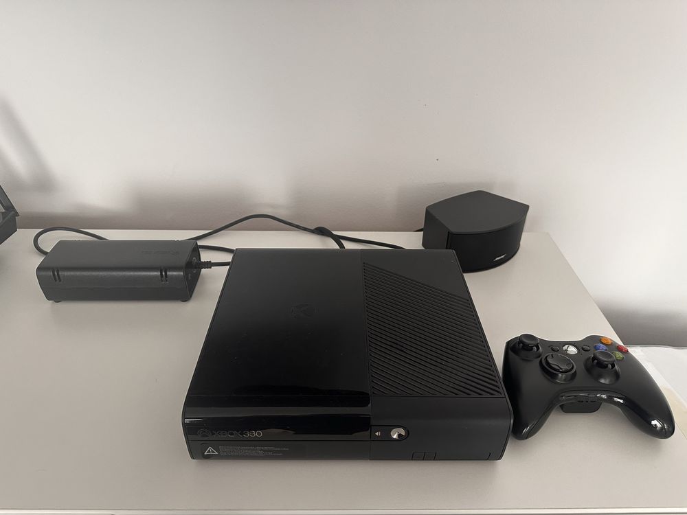 Vand Xbox360 E Console 500GB