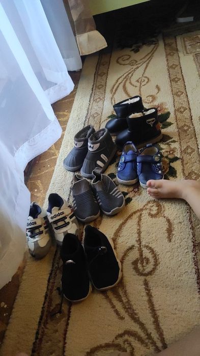 Продам обувь детская