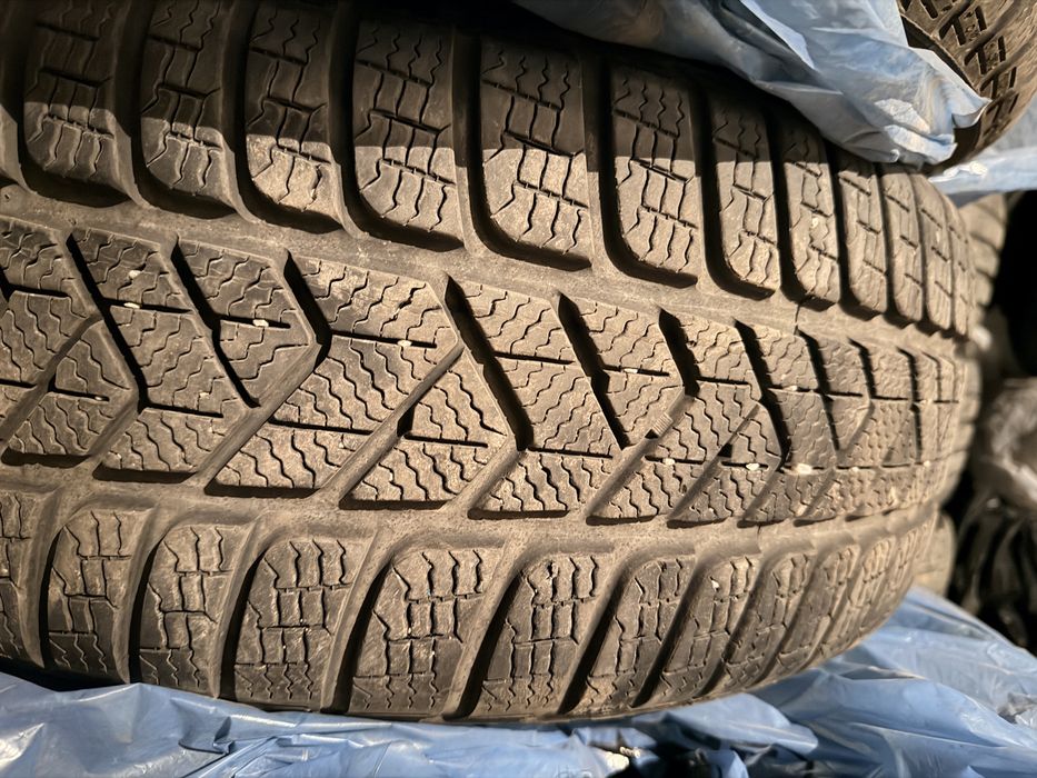 Jante originale bmw anvelope iarna pirelli iarna 225 55 17