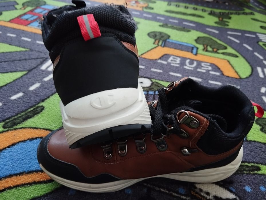 Зимни обувки за момче