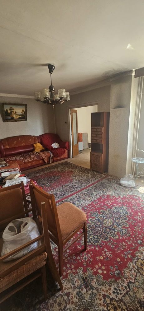 Vand apartament 4 camere Ploiesti visavi de parcul in Mihai Viteazu