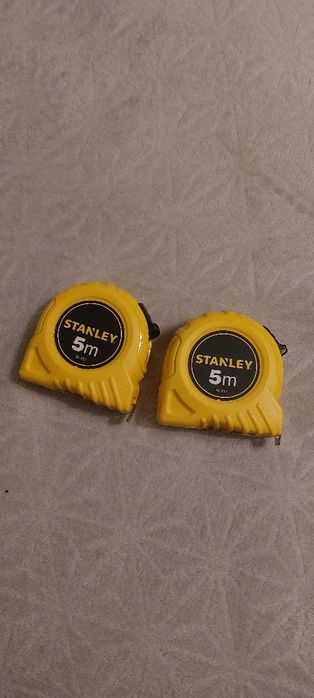 Două rulete Stanley