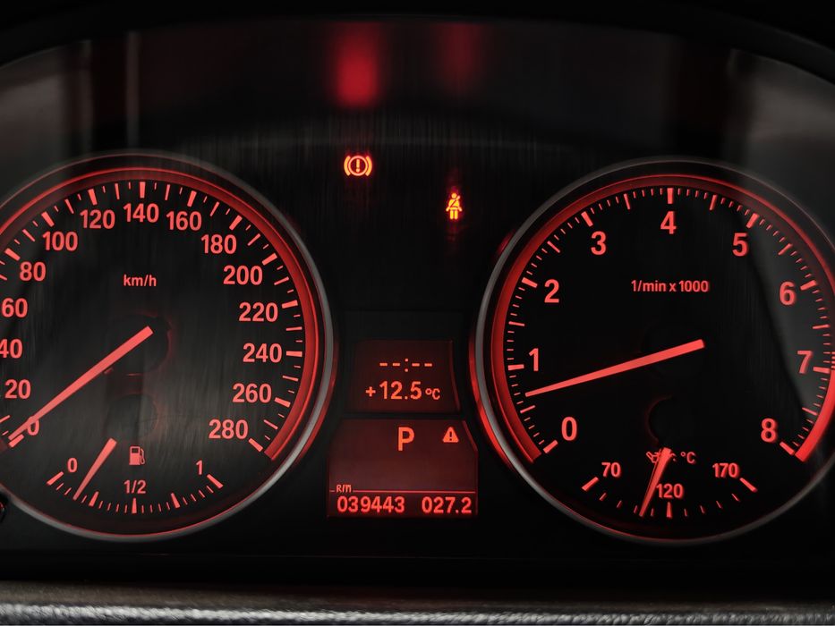 BMW 325i 272CP Cabrio Hardtop 39.000KM REALI