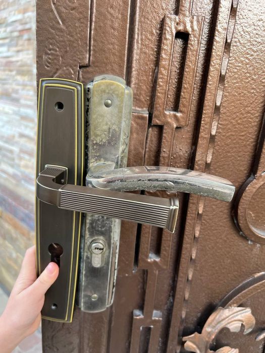 Ремонт замков установка замков вскрытие замков Zamok oʻrnatish eshik o