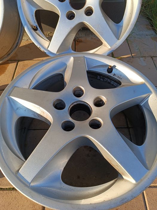 Алуминиеви джанти 16 5x112 57.1 ЕТ 37