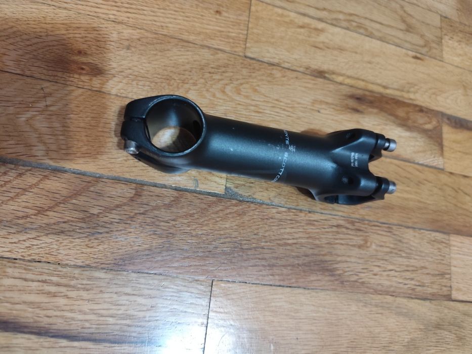 Продавам лапа за шосеен велосипед  SCOTT