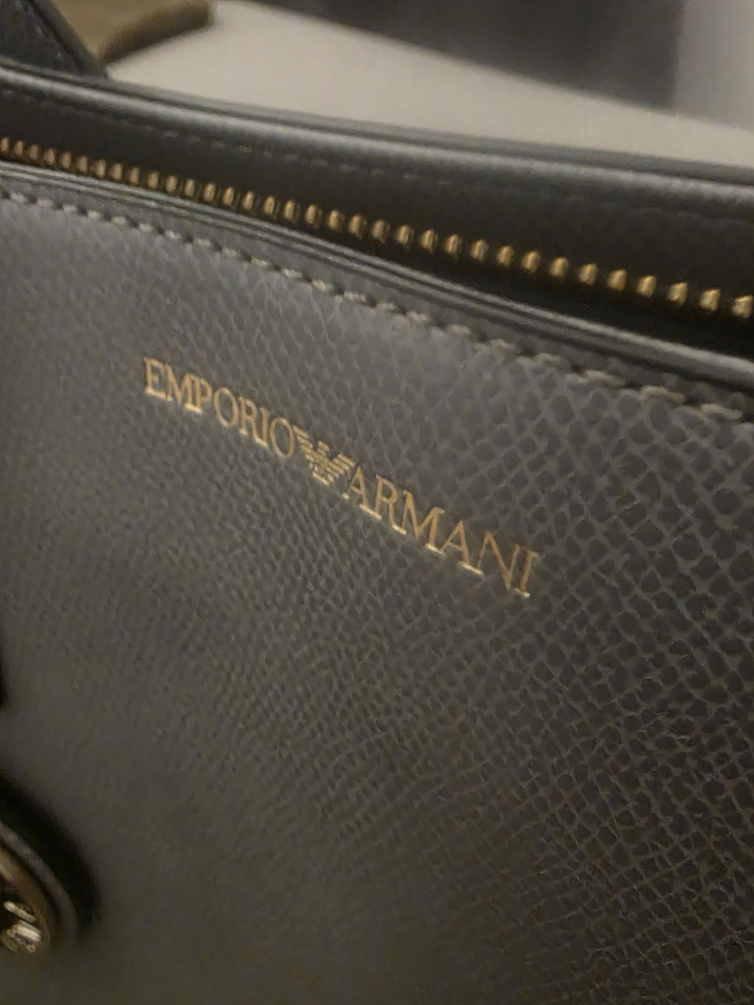 Geanta Emporio Armani, piele, stare excelenta