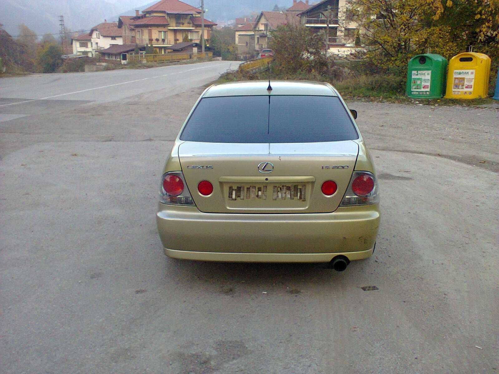 Продавам Лексус ИС 200 \Lexus IS 200\ на части