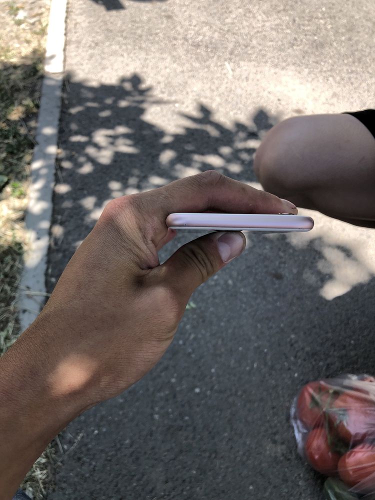 IPhone 6s память 64