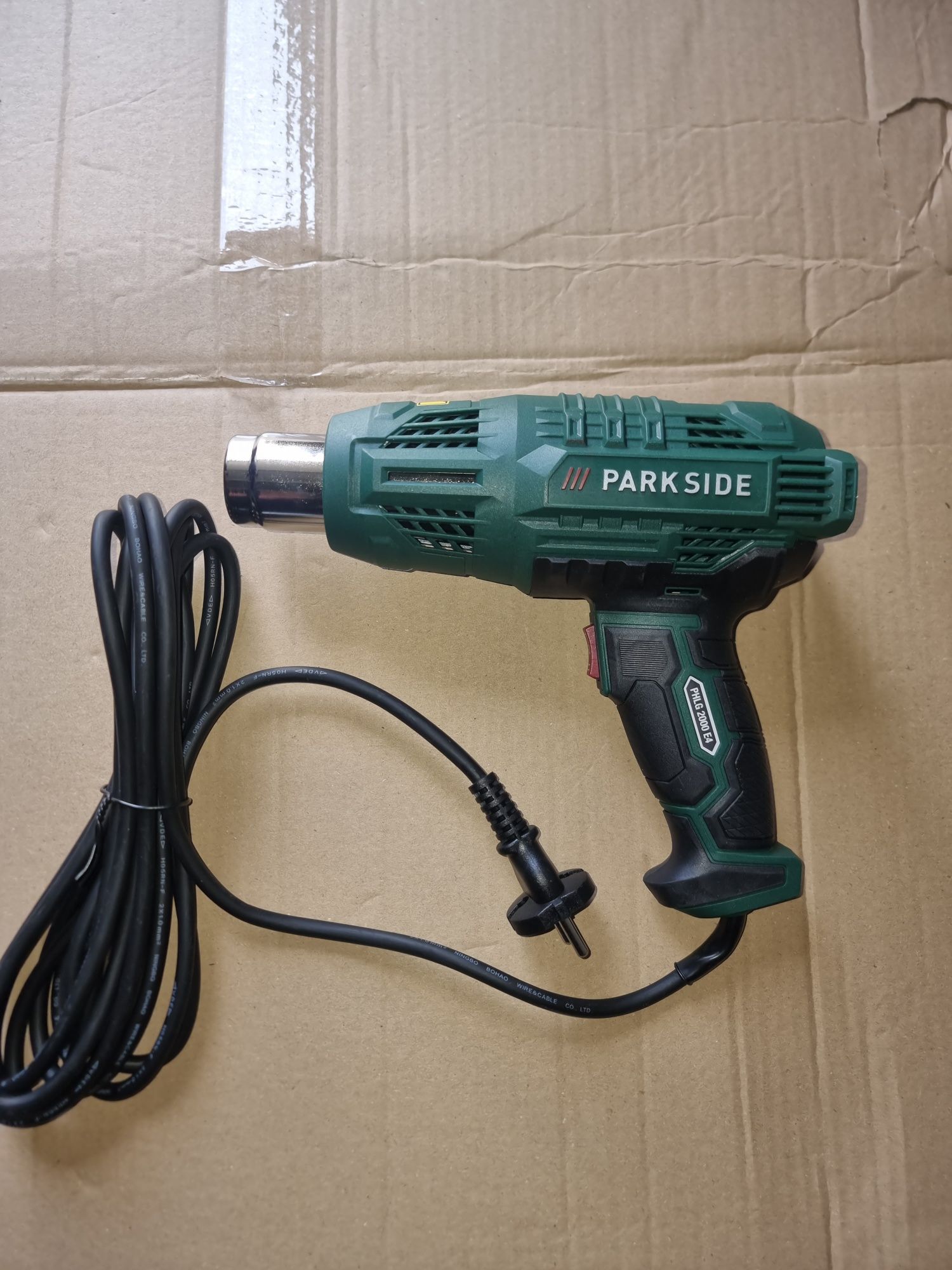 Vând pistol cu aer cald Parkside