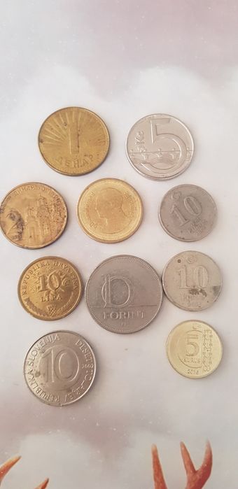 Български и чужди монети