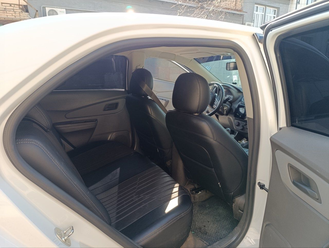 Продаётся автомобиль