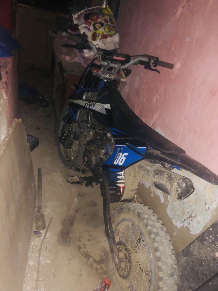 Vănd jrh 125cc 4t 2500 lei neg