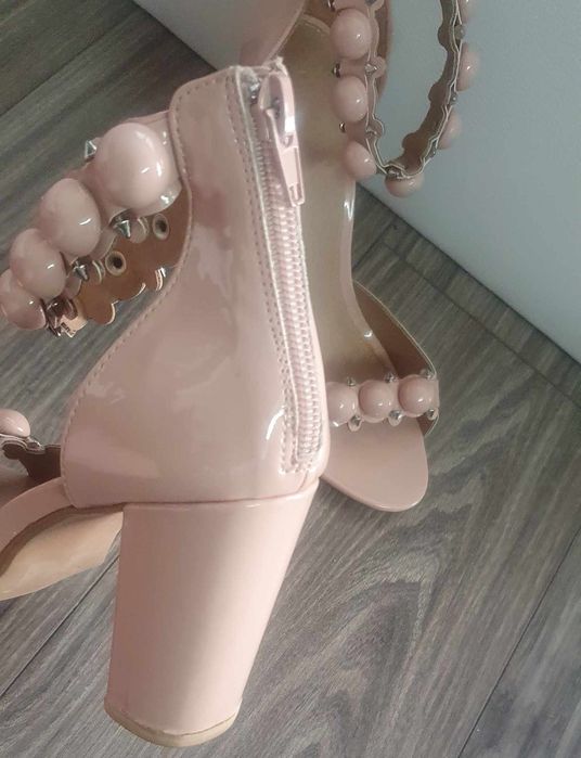 Сандали дамски цвят пудра