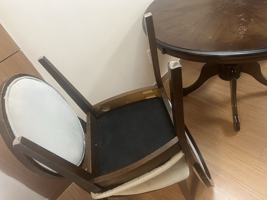 Продаю стол в хорошем состоянии