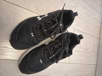 Adidași Under Armour