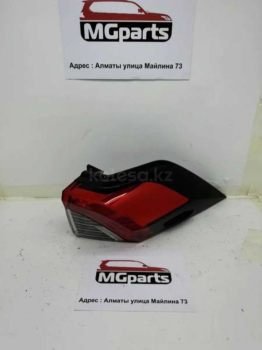 Фонарь в крыло б/у оригинал от Toyota RAV-4 2019 и выш