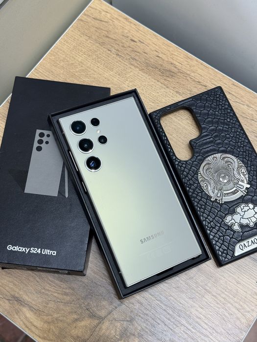 Samsung Galaxy S24 Ultra 5G 12/256gb EAC titanium gray в отличном сост