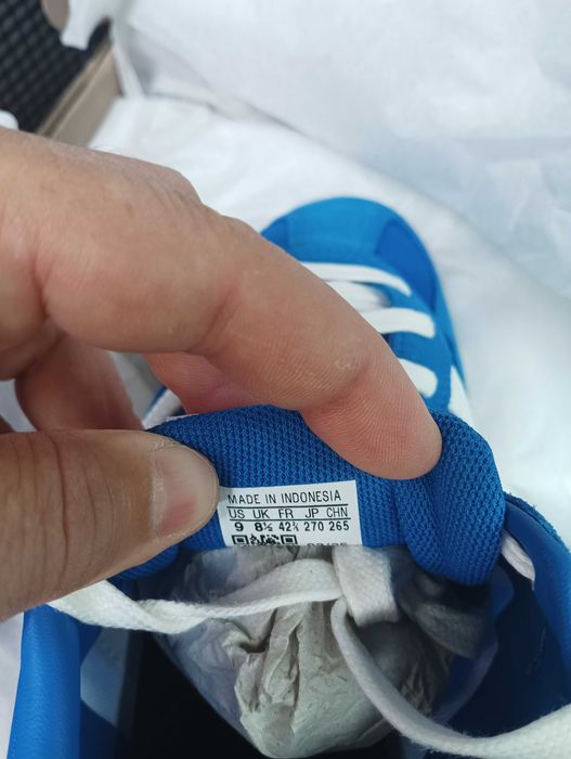 Adidas Run 70.  42.5