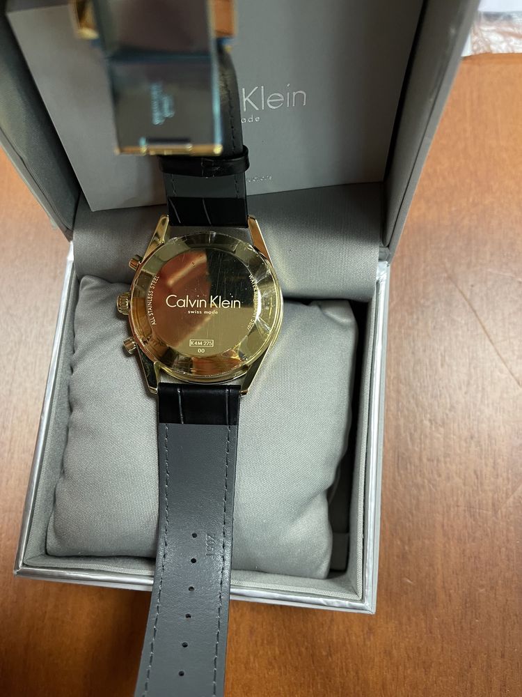 Мъжки часовник Calvin Klein с кожена каишка
