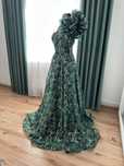 Rochie cu eticheta de vanzare