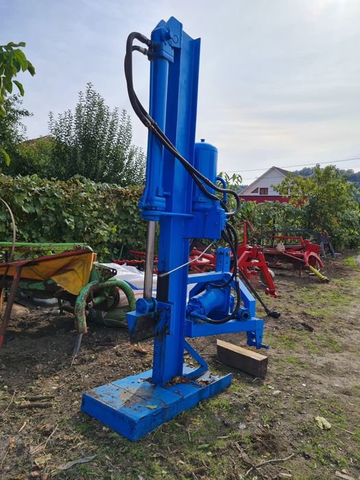 Spărgător lemne hidraulic putere 40 tone