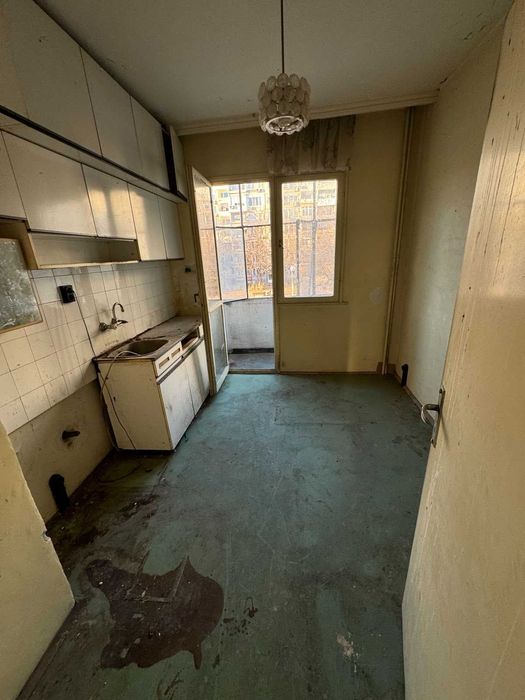 Продава се Двустаен апартамент в Пловдив, Център - 48 кв.м за 1271 €/кв.м - Снимка #4