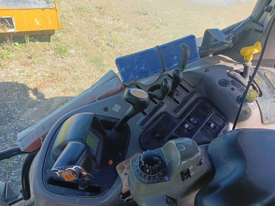 TRACTOR Case Maxxum 2012