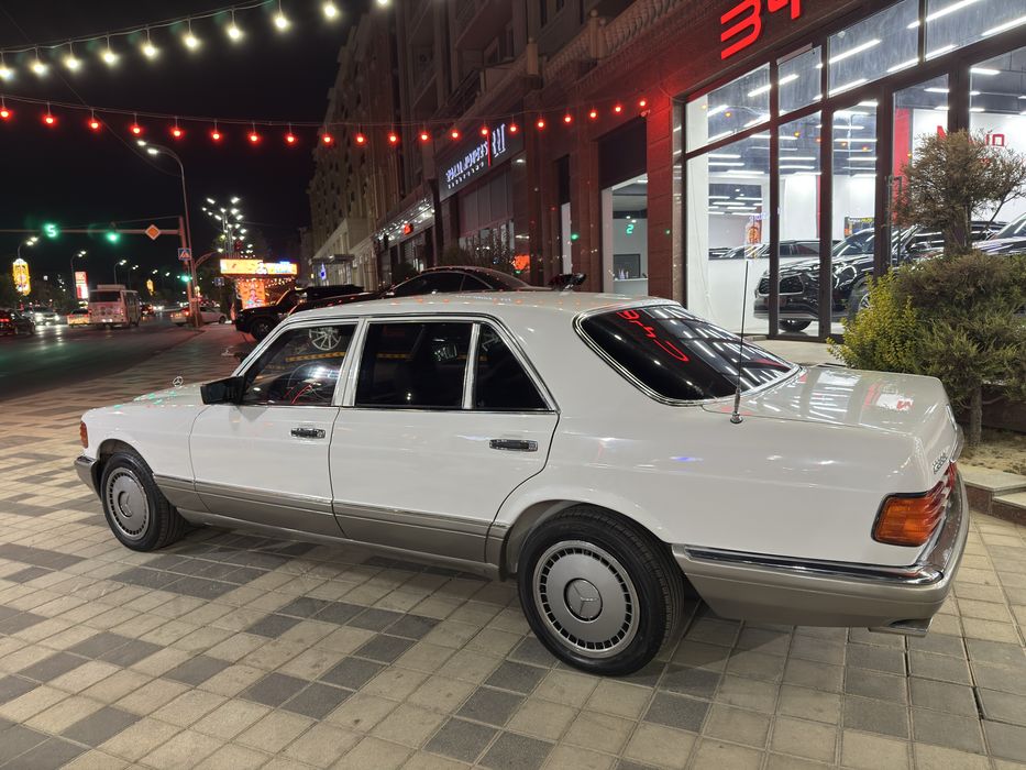 Mercedes w126 diplomat
