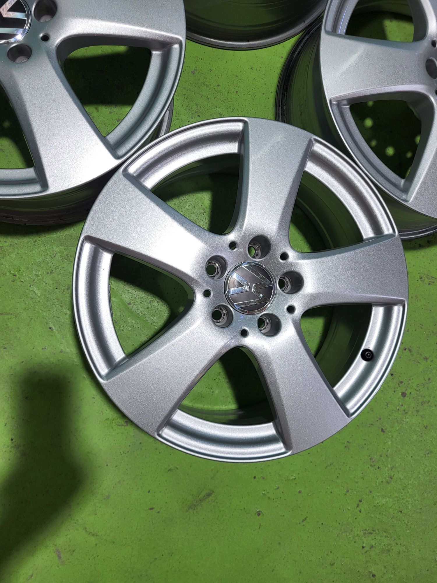 17 5x112 Vw Golf 5 6 7 Touran Caddy 5х112