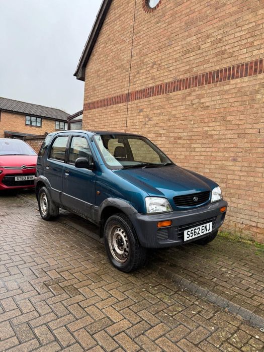 Daihatsu Terios 1.3 bezina volan drepata automata