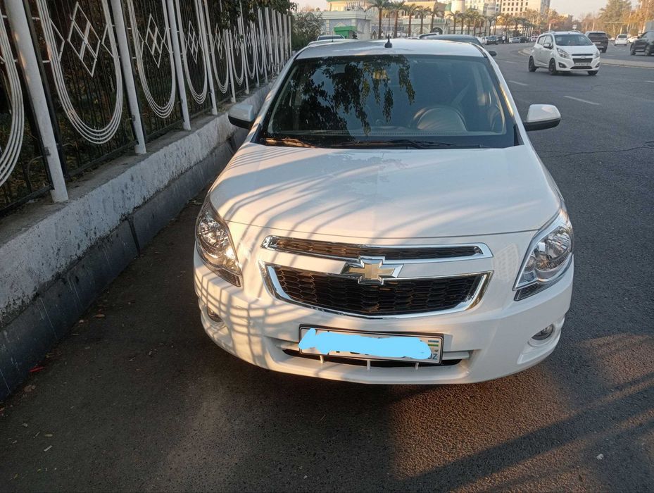 Chevrolet Cobalt 2024 г. (фулл позиция) метан есть