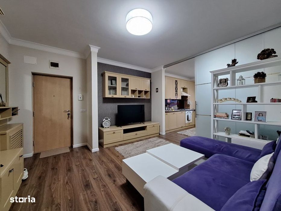 Apartament cu 3 camere, 65 mp, balcon, zona Stadionului