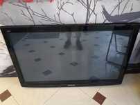 Продавам телевизор Phillips TX-P42C10E с проблем