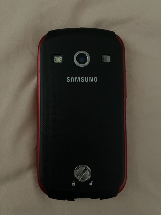 Телефон Самсунг, почти новый