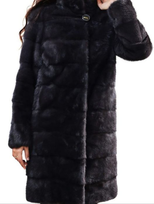 Продам норковую шубу автоледи