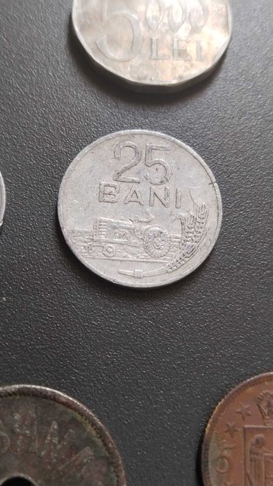 Vând aceste monede românești rare !