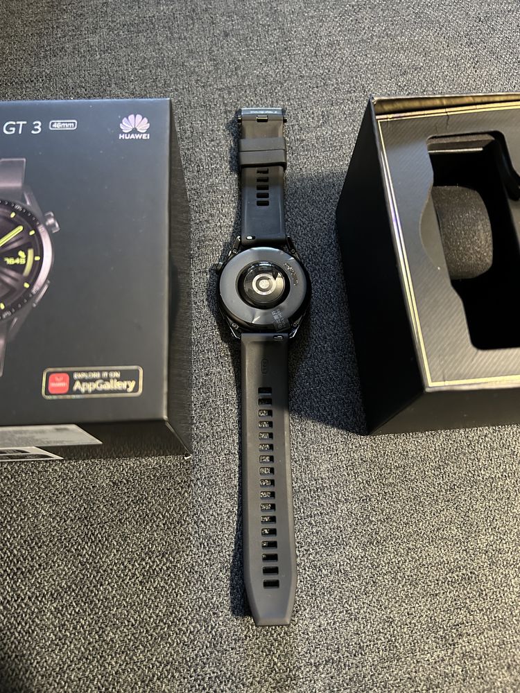 Продавам смарт часовник HUAWEI WATCH GT 3 46mm