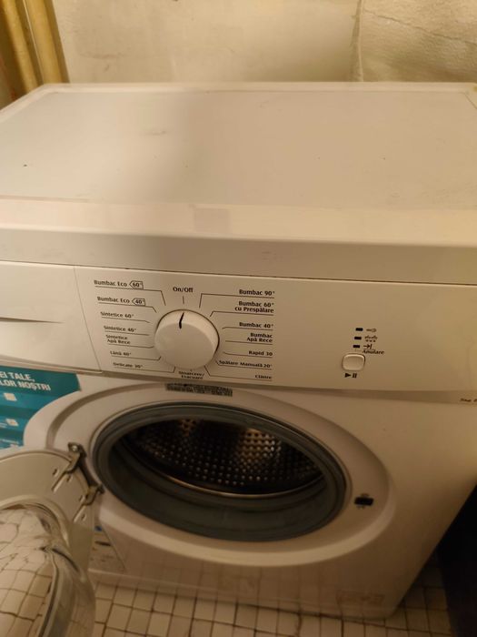 Vând mașină de spălat Arctic EF 5800 A+