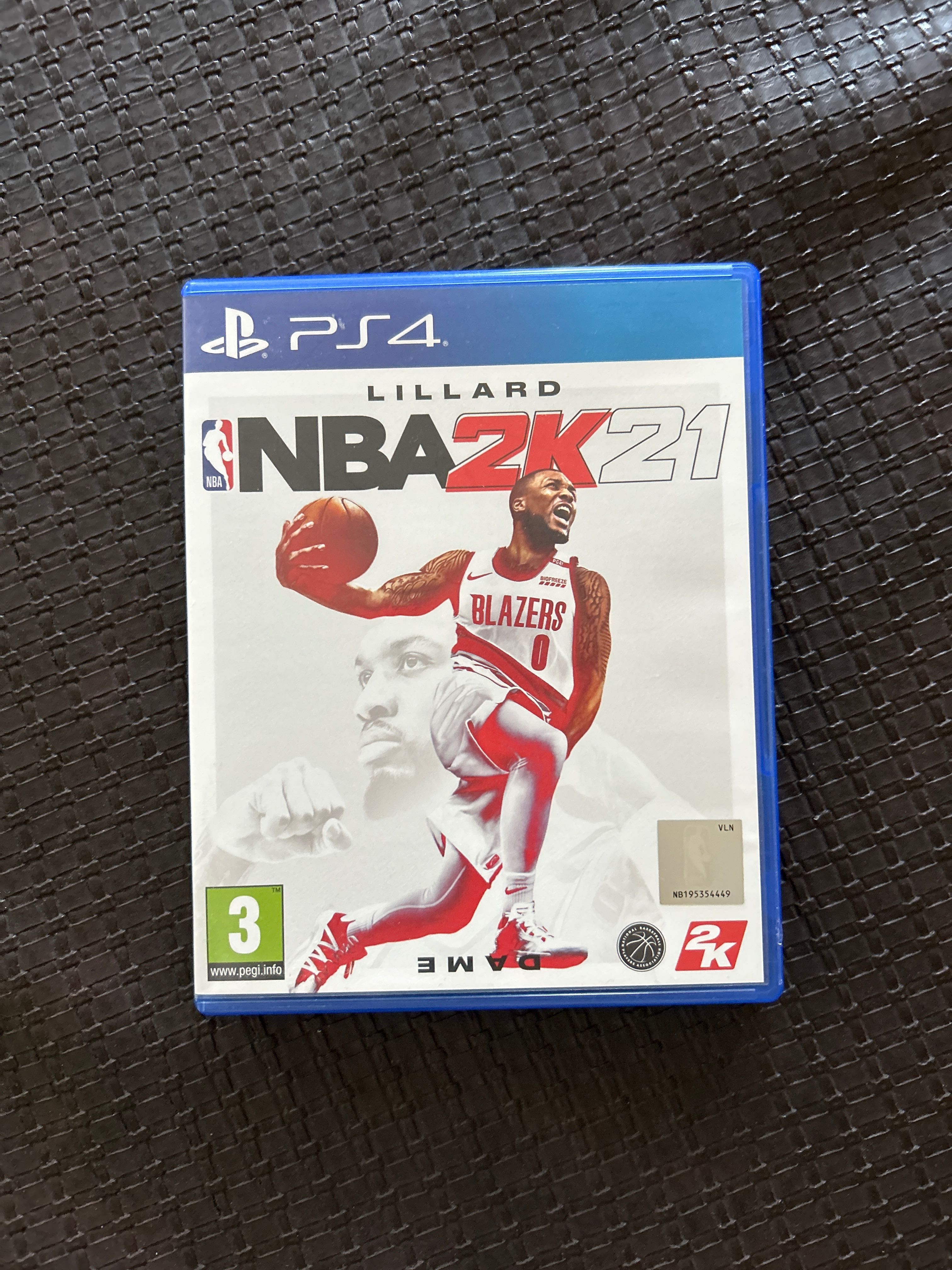 NBA2k24, PS4, + NBA2k21 заедно, отлично състояние