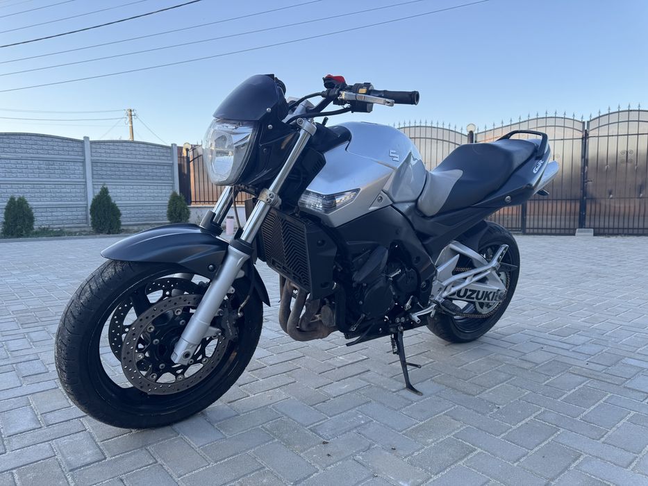 Suzuki GSR 600 2009