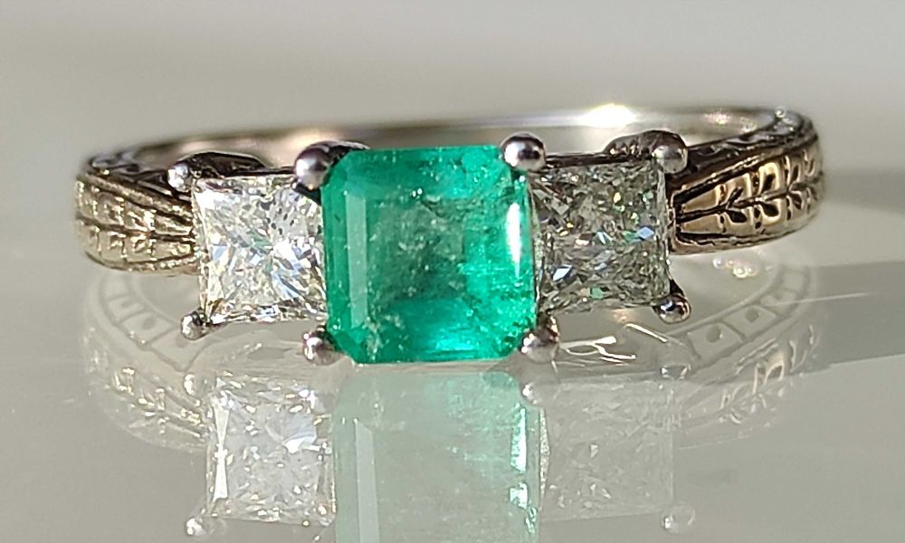 Inel smarald si diamante 1.66ct