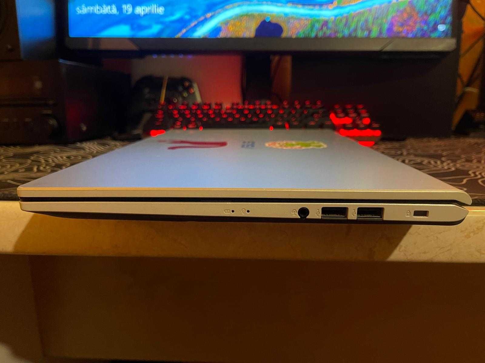 Laptop ASUS X515EA cu procesor Intel® Core™ i5-1135G7