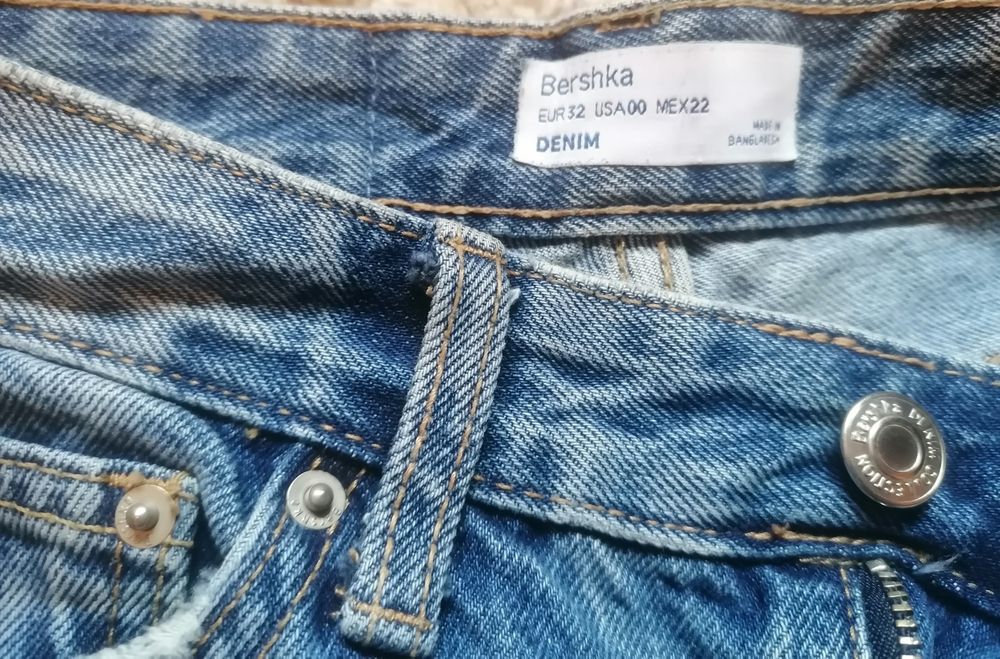 Дънки ХХС/32 Bershka